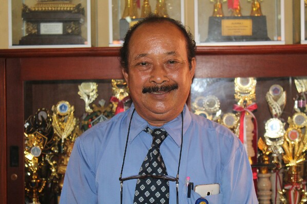 Kepala SMK Pariwisata Dalung, Drs. Ketut Maliarsa, foto;GATRADEWATA.com
