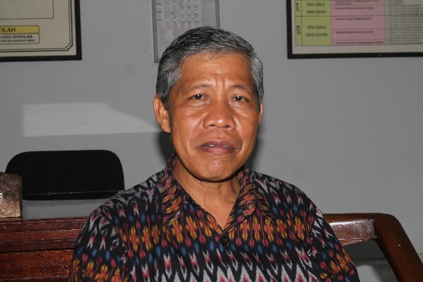 Kepala SMK Dwijendra, Drs. I Ketut Widia, M.Pd., foto;GATRADEWATA