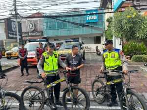 Patroli Sepeda Gayung di Lapangan Renon Jaga Keamanan dan Ketertiban Masyarakat