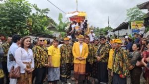 Tangis Haru Iringi Pelepasan Jenazah I Gusti Made Winuntara, Golkar Bali Tunjukkan Tradisi Penghormatan Pejuang Partai