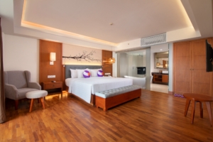 FOX Hotel Jimbaran Beach Bali Hadirkan Pengalaman Menginap Mewah dengan Sentuhan Budaya Lokal