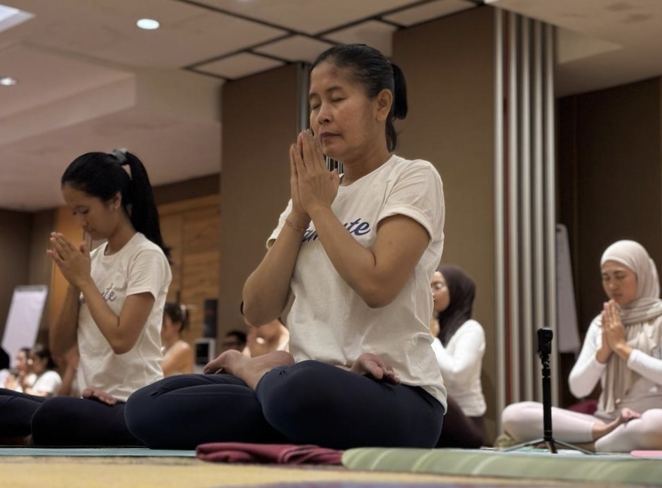 HARRIS Hotel Riverview & HARRIS Hotel Denpasar Host Yoga with Madhu Yogasan to Promote Healthy Living in Bali