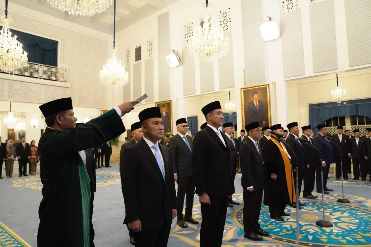 Gelombang Pelantikan Besar, Prabowo Tegaskan Arah Pemerintahan