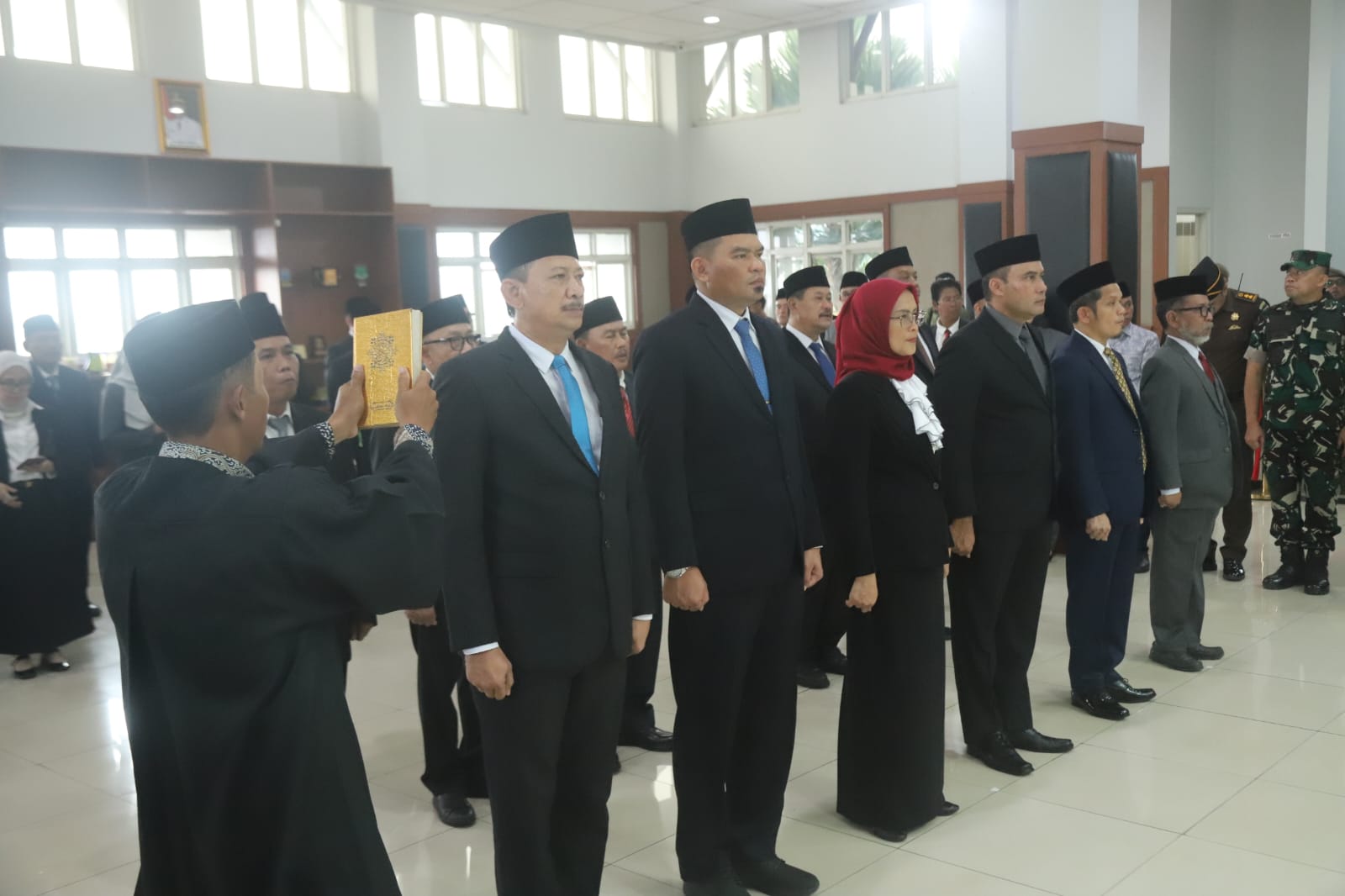 Polemik Mutasi 14 Pejabat Eselon II di Bandung Barat Picu Sorotan Tajam Publik