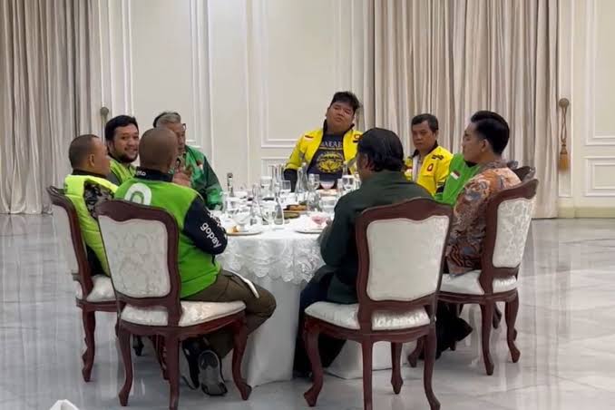 Fenomena Ojol Taruna Glowing di Istana Wakil Presiden