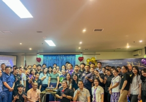 Jajaran manajemen dan Heartist Mercure Kuta Bali dalam perayaan Heartist Gratitude Week 2025, wujud syukur dan kebersamaan berlandaskan nilai Tri Kaya Parisudha.