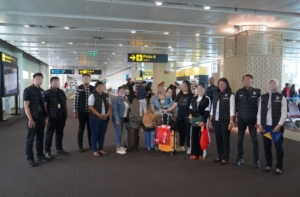 Imigrasi Ngurah Rai Deportasi 4 WN Vietnam yang Ketahuan Jadi Terapis Spa Ilegal di Kuta