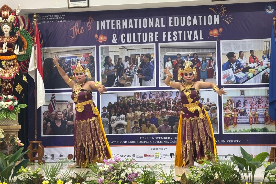 Australia Tawarkan Peluang Studi di Festival Pendidikan Unud 2025