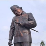Warga Heboh! Patung Soekarno di Indramayu Miring seperti Patah Leher