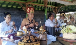 Majaya-jaya di Pura Luhur Gunung Sari, MWBW Kukuhkan Kepengurusan Moncol 2025–2030