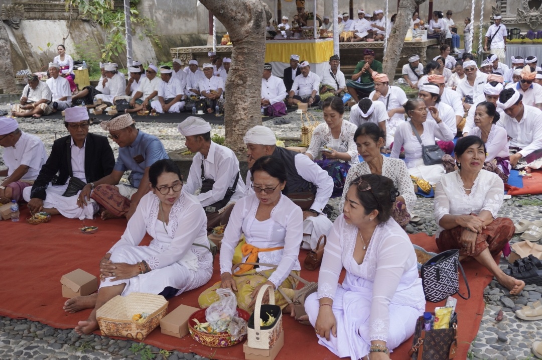 Doa dari Bali Utara untuk Nusantara! Ketika Para Penglingsir, Sulinggih, dan Tokoh Lintas Iman Menyatukan Harapan Bangsa