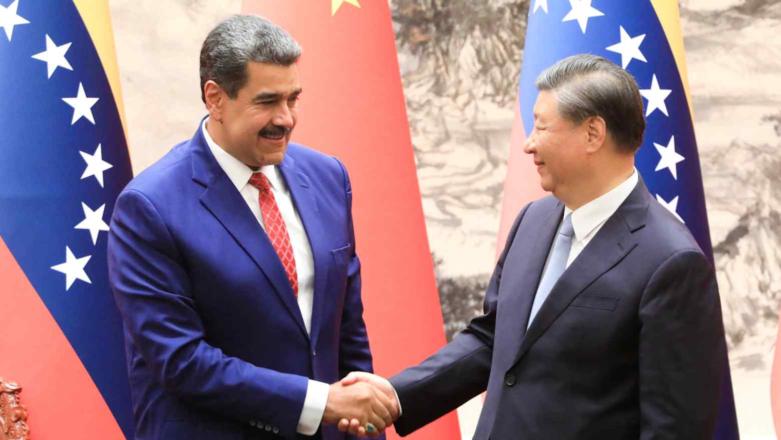 China Mendesak Venezuela Segera Melunasi Utang Miliaran Dolar dari Perjanjian Pinjaman Minyak