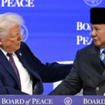 Prabowo Teken Piagam Board of Peace di Davos, Komitmen Global Dipuji, Kritik Anggaran dan Legitimasi Menguat