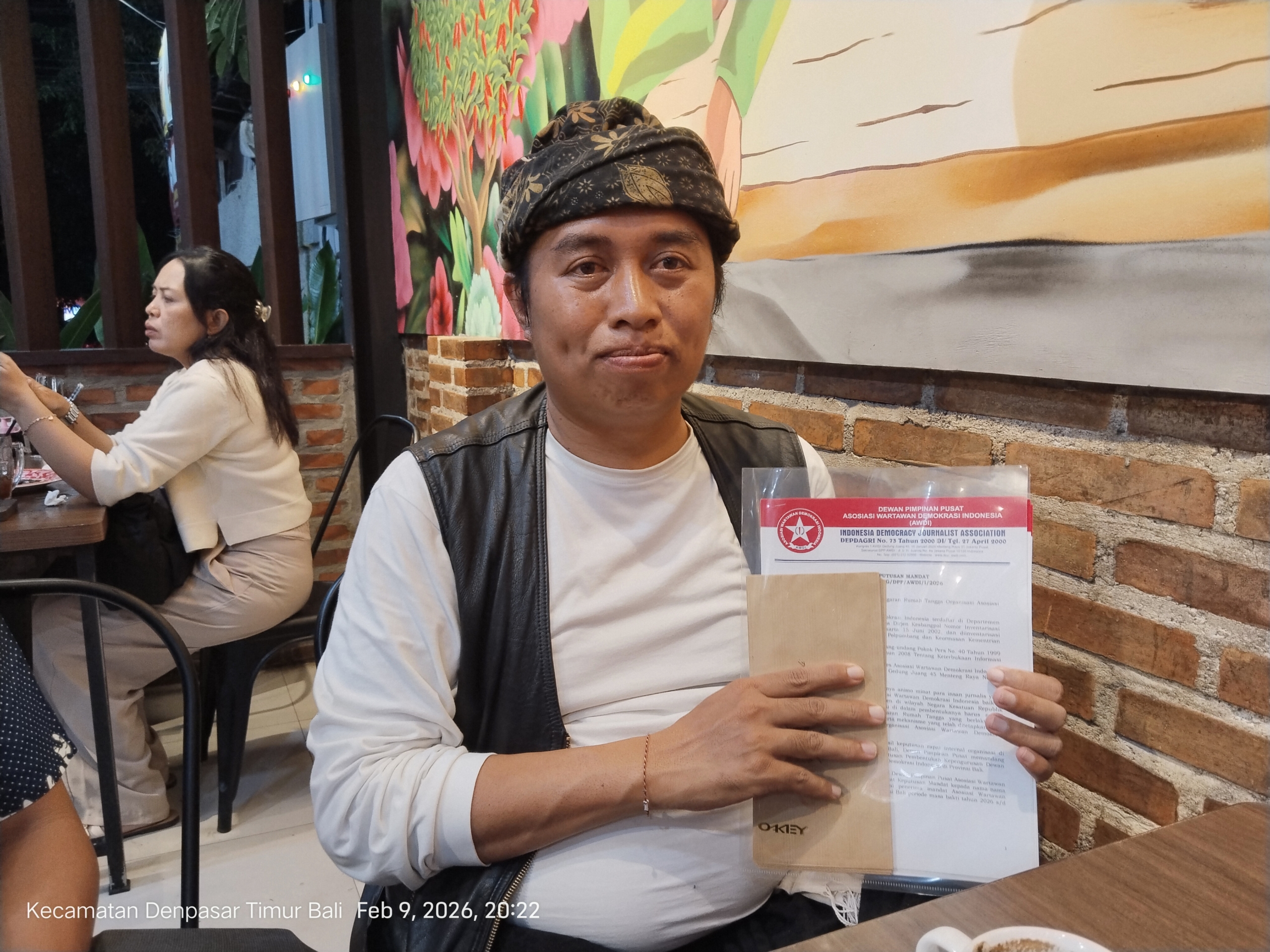 Momentum Hari Pers Nasional, Ketum AWDI Serahkan Mandat DPW Bali