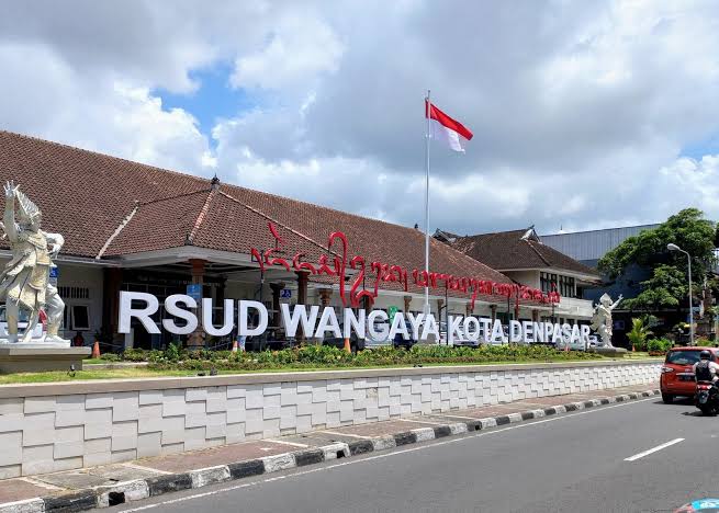 Warisan 1921 Dirobohkan, Denpasar Kehilangan Ingatan! Pembongkaran RSUD Wangaya Picu Gelombang Kekecewaan Publik