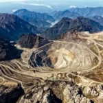 Papua dan Emas yang Tak Pernah Ramah pada Pemiliknya