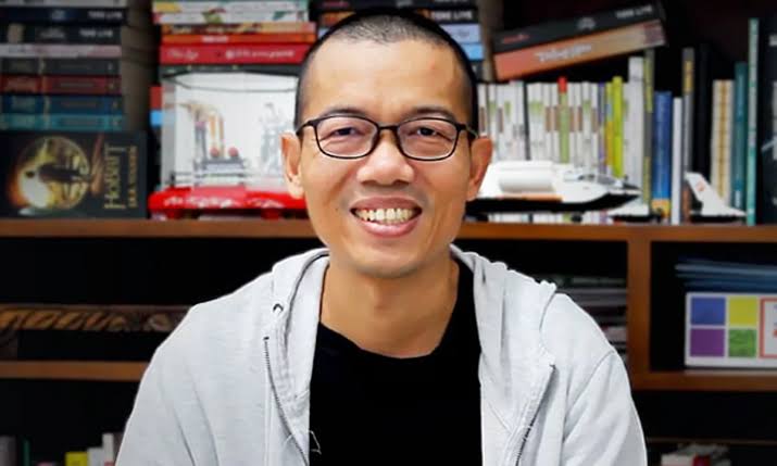 Tere Liye Bela Alumni LPDP di Tengah Polemik Paspor Anak WNA: “Apa Dosanya?”