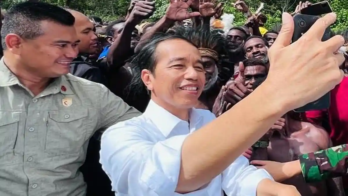 Jokowi Tanggapi Gugatan Larangan Keluarga Presiden Maju Pilpres, Minta Hormati Proses di MK