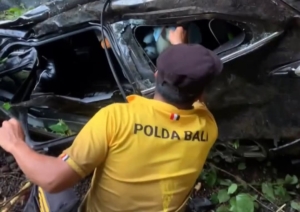 Mobil Terjun ke Jurang 100 Meter di Karangasem, Satu Orang Tewas di Tempat