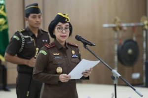 Kajati Bali Chatarina Muliana Dimutasi, Baru Enam Bulan Menjabat