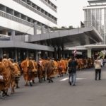 Puluhan Bhikkhu Singgah di Kedhaton Ambarrukmo, Tebarkan Pesan Damai Menuju Waisak 2026