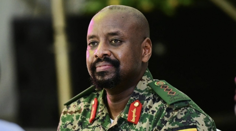 Panglima Militer Uganda Tutup Dua Media Independen, Kebebasan Pers Kembali Jadi Sorotan