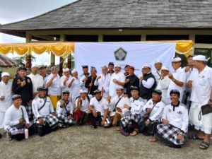 Moncol MWBW Kukuhkan Pecalang Cakra Bhuwana Nusantara