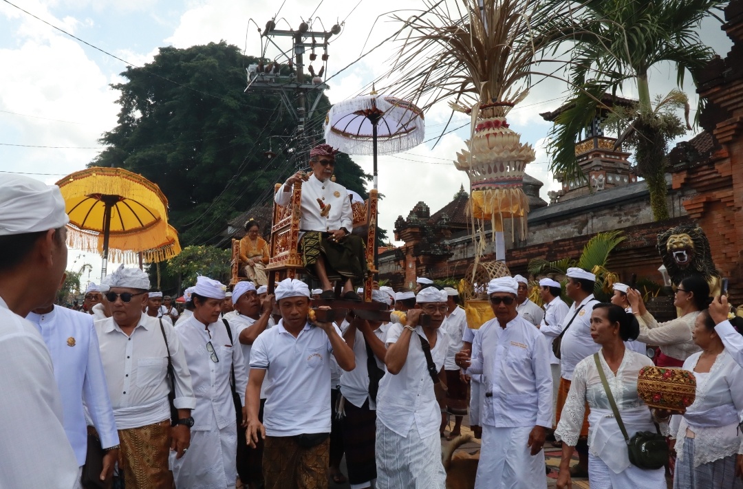 Pura Dalem Mendek Gelar Karya Ngenteg Linggih Pedudusan Alit, Ida Dalem Smara Putra: Lestarikan Warisan Leluhur