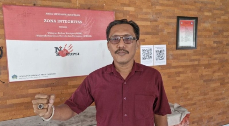 Ajik ARUN Bali Desak Bongkar Data 1.480 Siswa Tercecer, Dugaan Jalur Titipan SPMB Disorot