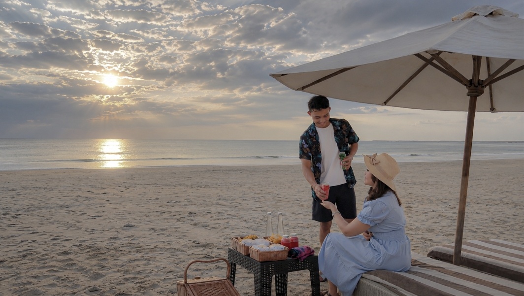 FOX Jimbaran Beach Bali Hadirkan Sunbed Eksklusif, Pantai Cuma 5 Menit dari Hotel