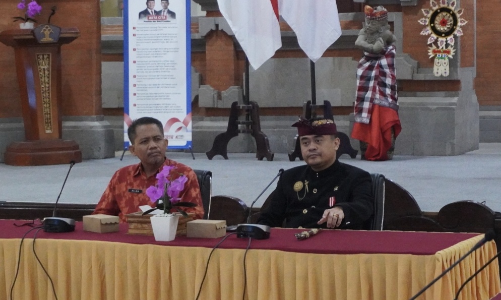 Arya Wedakarna Ajak “Mulat Sarira” Kasus “Sampradaya”, Buka Ashram Untuk Spiritual Tourism