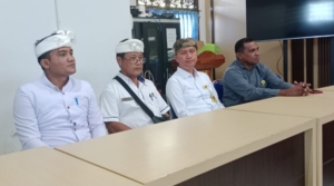 Pansus TRAP DPRD Turun ke Yeh Malet, Pengempon Pura Masceti Serahkan Bukti Riwayat Tanah Pelaba