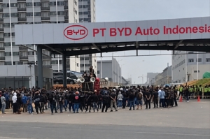 Demo Pabrik BYD Subang, FMSB Desak Prioritas Kerja Lokal dan Audit Vendor Limbah